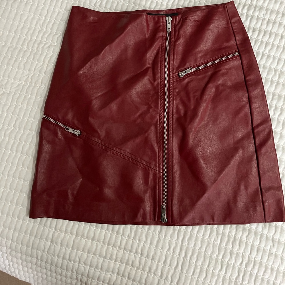 DO+BE faux leather skirt